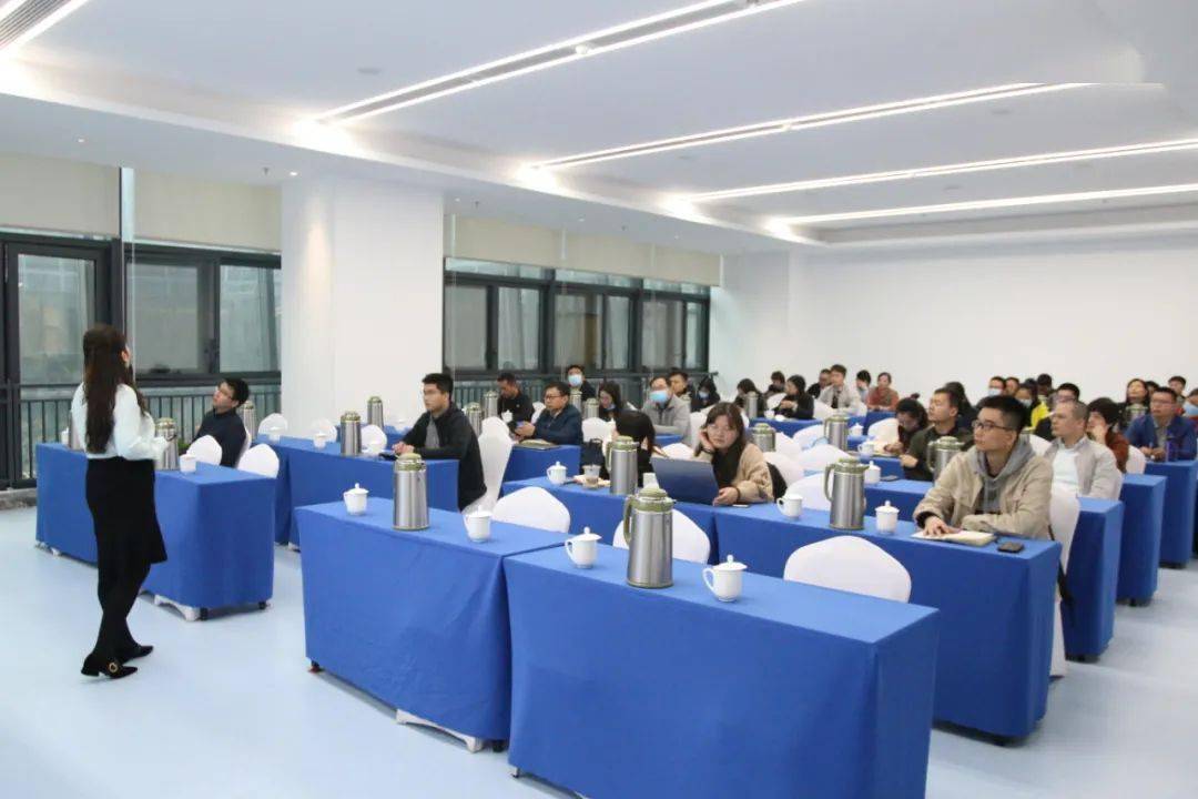 談判最新案例詳解，談判任務學習指南與實戰(zhàn)攻略